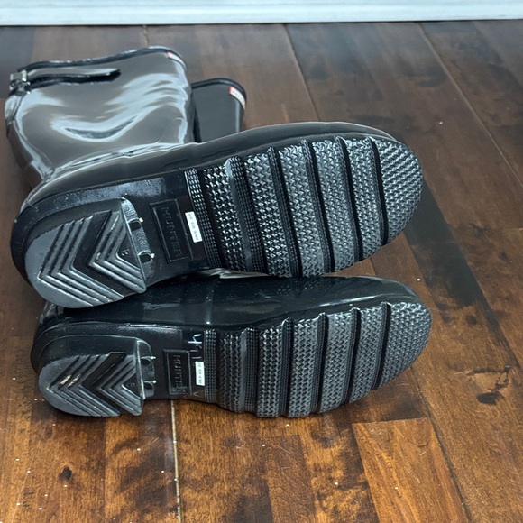 Hunter Glossy Black Knee-High Boots - Picture 6 of 9